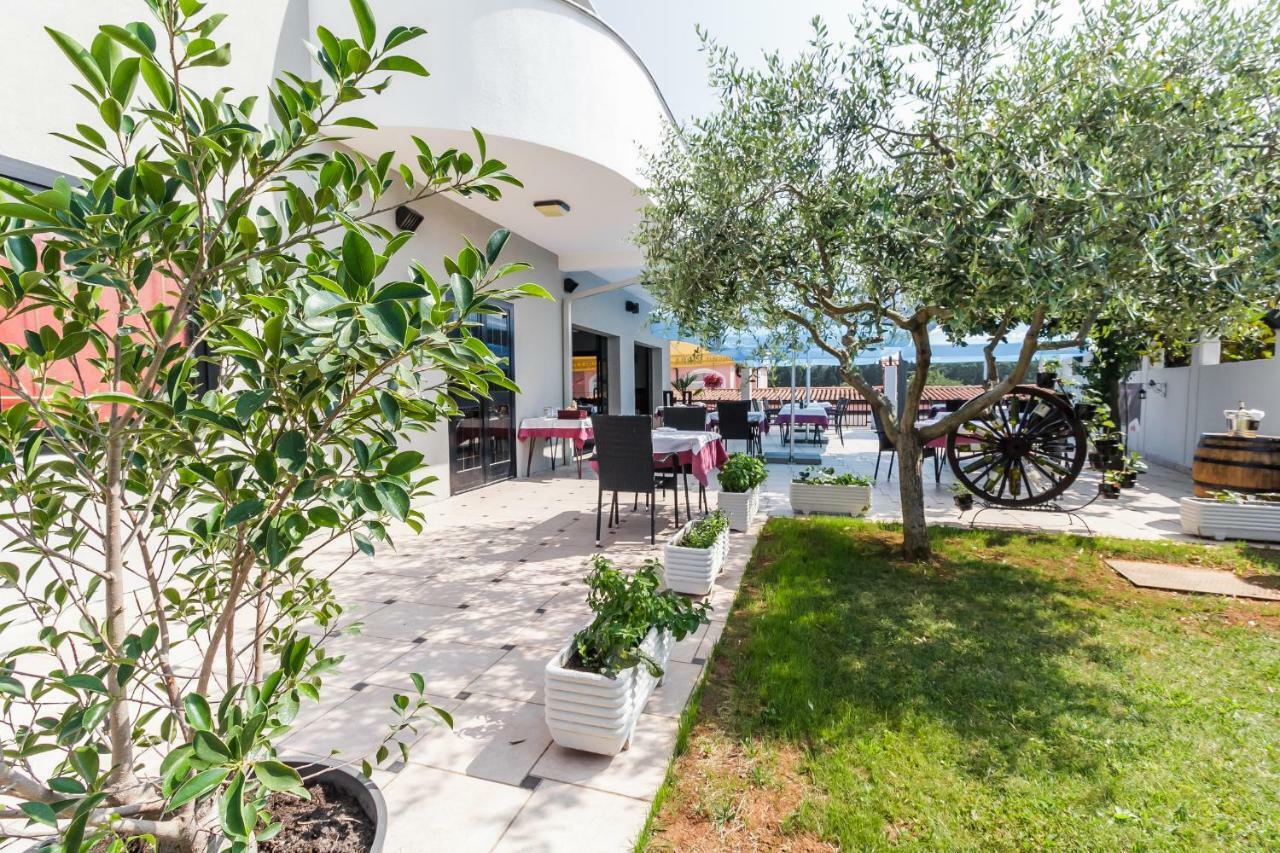 Apartments El Faro 사부드리자 외부 사진