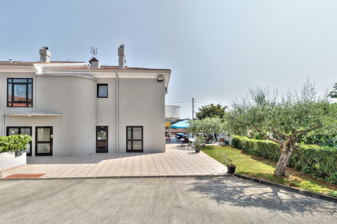Apartments El Faro 사부드리자 외부 사진
