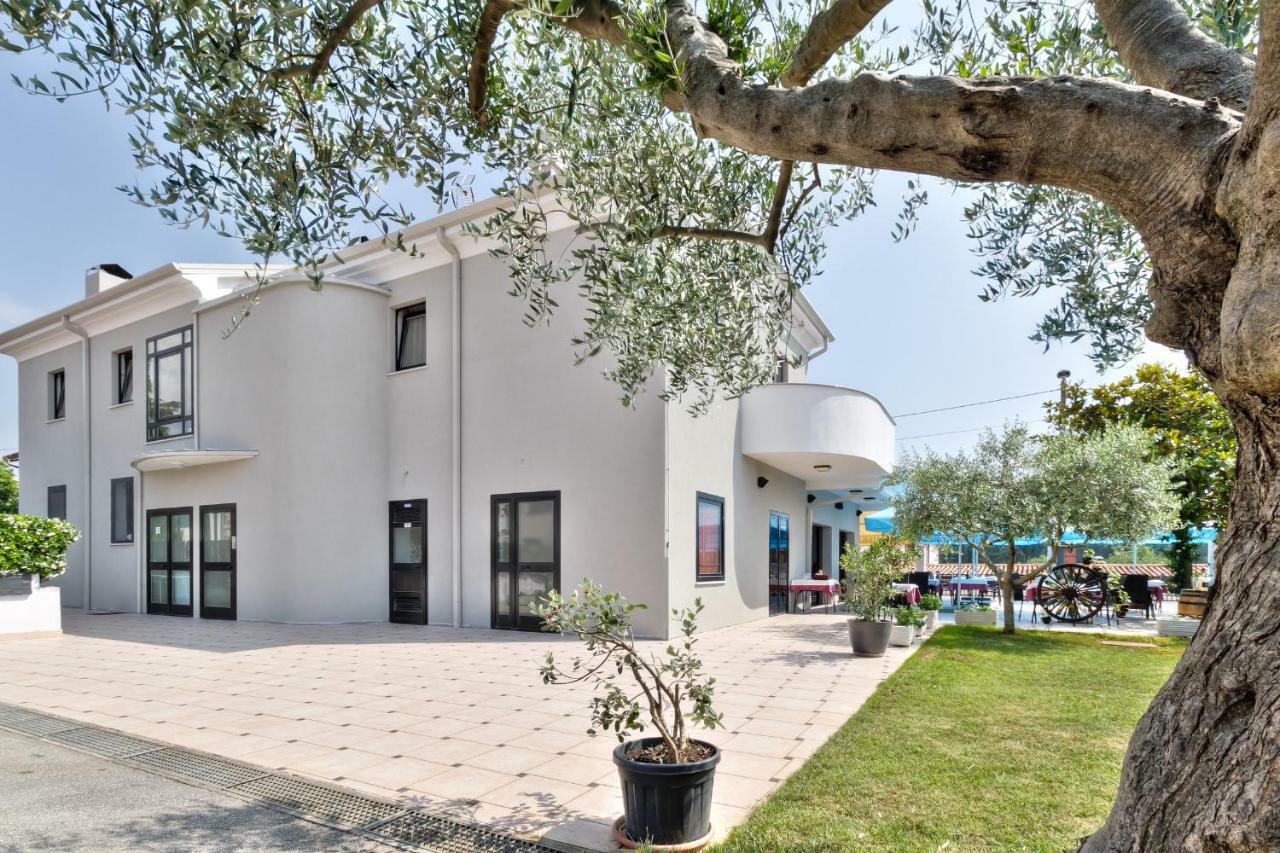 Apartments El Faro 사부드리자 외부 사진
